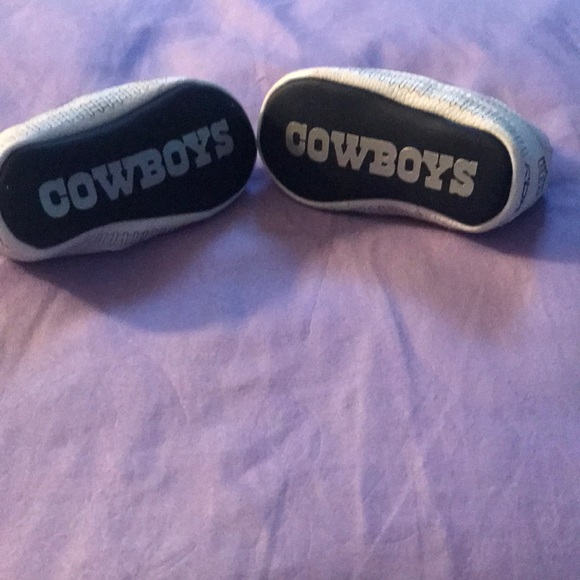 Shoes - Picture 2 of 4